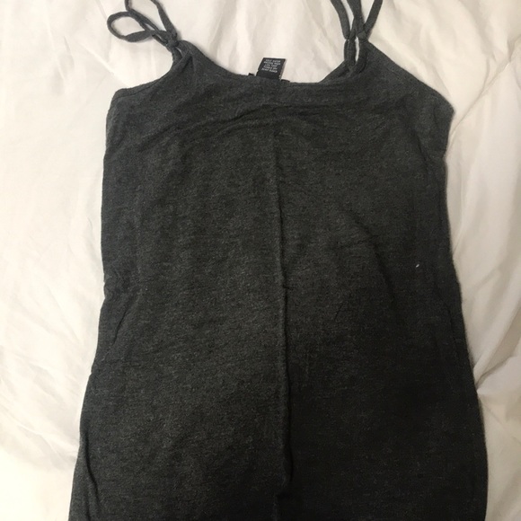 Tank tops - Picture 4 of 8